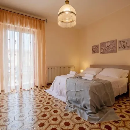 Apartmán 3 Da Letto Residenziale - 500 Mt Dal Mare *