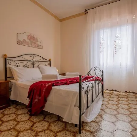 3 Da Letto Residenziale - 500 Mt Dal Mare Appartamento *