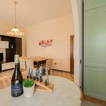 Apartmán 3 Da Letto Residenziale - 500 Mt Dal Mare